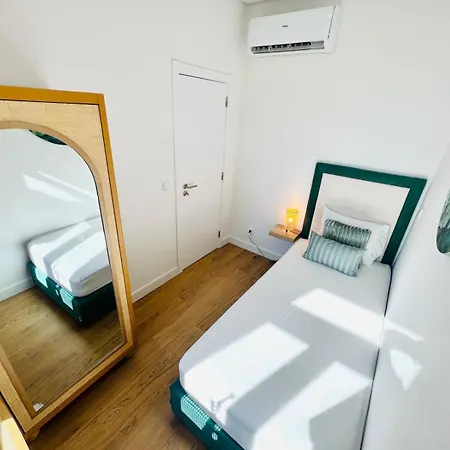 Apartment Ata Chic Flats Executive