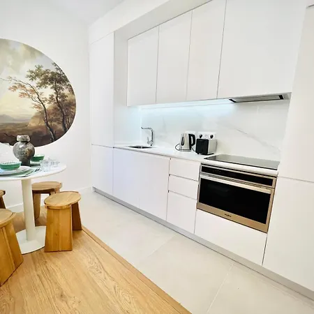 Ata Chic Flats Executive Apartment *