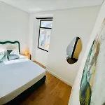 Apartment Ata Chic Flats Executive