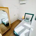 Apartment Ata Chic Flats Executive
